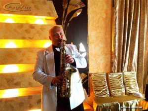 Саксофонист на дне рождении, празднике юбилее в Киеве