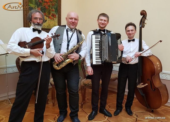 Естрадно-джазовий ансамбль Four Men на корпоратив, весілля, заходи в Києві
