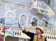 Шоу мильних бульбашок, фокуси, тварини Олега Кушпіля в Києві на дитячі, дорослі свята