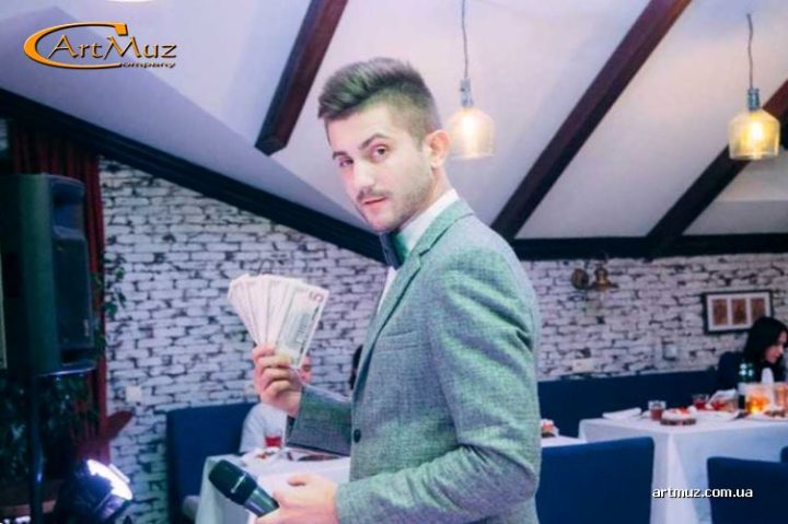 Олексій Железняк - тамада в Київі на ювілей, день народження, корпоративні свята, весілля