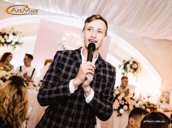 Дмитро Гнатів - тамада в Київі, Львові, Тернополі, Івано-Франківську, Рівному на ювілеї, корпоративи, дні народження, весілля, заходи