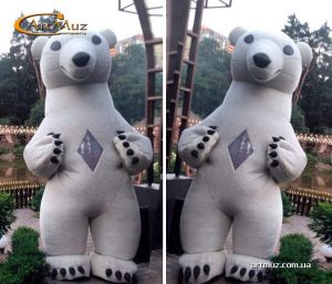 Белый Медведь - гигантская, ростовая кукла в Киеве на детский день рождение, мероприятия, свадьбы
