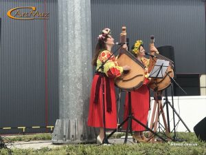 Виступ дуету бандуристок на корпоративі в Київській області 26.06.2022 день народження фірми