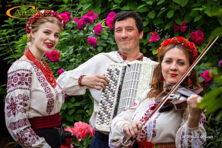 Трио Жоржин - украинский фольк-ансамбль г. Киев на свадьбу, корпоратив, юбилей